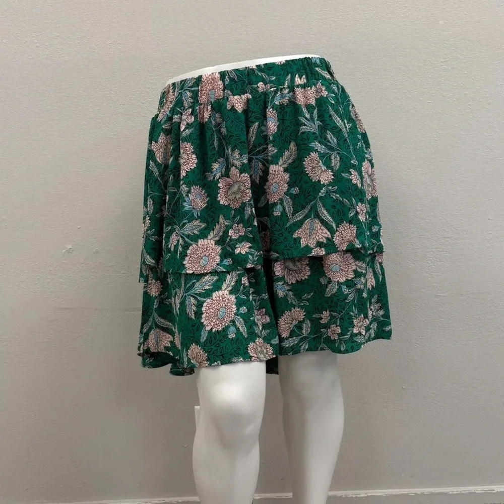 Torrid Dark Green Floral Mini Tiered Skater Skirt - New - Size 4 (26)